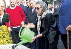 Erdal İnönü mezarı başında anıldı