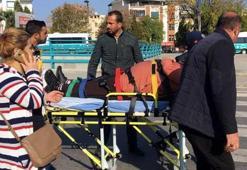 Minibüs ani fren yapınca düşen 3 yolcu yaralandı