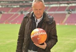 Prekazi esti gürledi! 'Mahalle takımı mısın?'