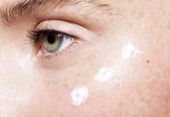 Göz çevresini canlandırmanın 5 yolu