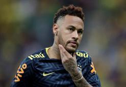 Yıldız futbolcunun partisine Neymar damgası! Yeni sevgilisi...