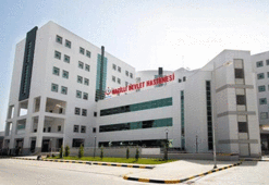 Hastane Çalışma Saatleri 2026: Devlet Hastaneleri Saat Kaçta Açılıyor? Poliklinikler Kaçta Kapanıyor?