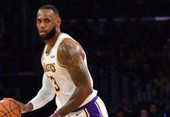 Lakers, LeBron James'in tarihe geçtiği maçta Mavericks'i yendi
