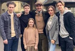 Victoria Beckham'dan 2020 modasına ikonik giriş