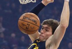 Cedi Osman'dan 17 sayı, 2 asist