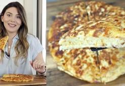 10 dakikada kahvaltılık börek tarifi | Patatesli tava böreği nasıl yapılır?
