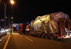 Sabiha Gökçende pistten çıkan uçağın enkazı Gebze'ye getirildi