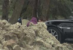 Oğlu Pars'ın mezarını ziyaret eden Ebru Şallı uzun süre dua etti