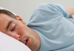 Uyuyarak oruç tutmak günah mı? Ramazan’da oruçluyken sürekli uyumak oruca bozar mı?