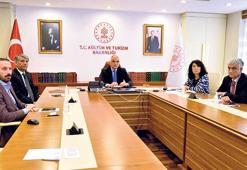Bakan Ersoy, TTYD üyeleri ile görüştü