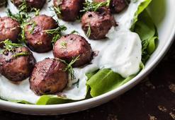 Fırında vişne soslu tavuk köftesi tarifi
