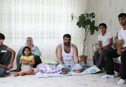 Elleri ve bacakları kesilen babalarının her şeyi oldular