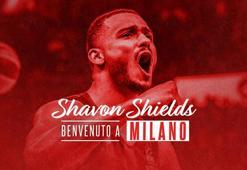 AX Armani Exchange Milan, Shavon Shields'ı renklerine bağladı