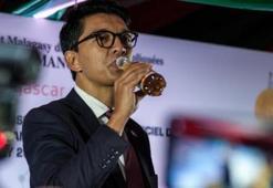 Corona virüs ilacı diyerek içmişti! Kötü sonla bitti...