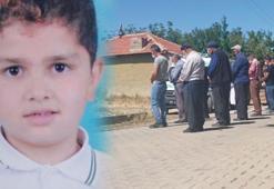 Ağabeyinin bıçaklayarak öldürdüğü Seyit Taha, toprağa verildi