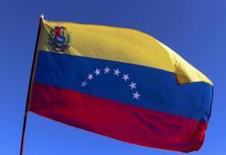 Venezuela Hakkında Bilgiler; Venezuela Bayrağı Anlamı, 2026 Nüfusu, Başkenti, Para Birimi Ve Saat Farkı