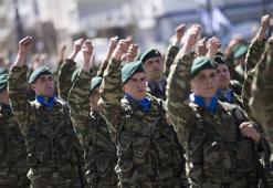 Yunanistan'ın Türkiye korkusu! Dikkat çeken asker hamlesi