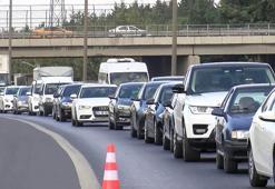 Son dakika! İstanbul TEM Otoyolu'nda TIR yangını