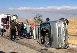 Sivas'ta hafif ticari araç devrildi: 8 yaralı