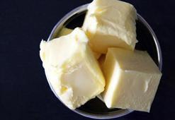 İçine bunu da ekliyorlar! Tereyağının sahte olduğu nasıl anlaşılır?
