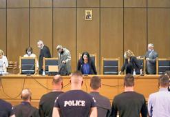 Aşırı sağcı partiye ‘suç örgütü’ suçlaması