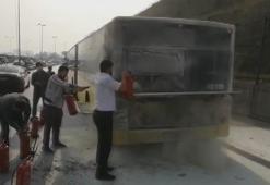 Sefaköy D-100'de otobüste yangını