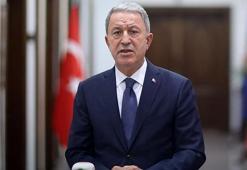 Hulusi Akar'ın Yılmaz Özdil'e açtığı hakaret davasında karar çıktı