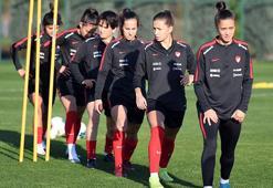 A Milli Kadın Futbol Takımı hazırlıklarını sürdürdü