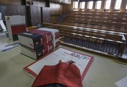 Son dakika...  FETÖ darbe davasında üç eski general için 20 yıl hapis talebi!