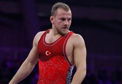 Milli güreşçi Fazlı Eryılmaz'dan bronz madalya!