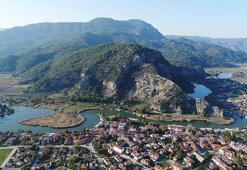 Prof. Kaska: Antik tepedeki caretta caretta silüeti tamamen doğal