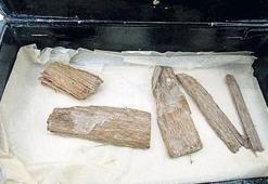 Piramitte kayboldu kutuda bulundu