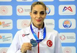 Milli sporcular kürsüye abone oldu!