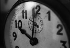 01.11 Saat Anlamı ve Yorumu 2026: Saat 01 11 Ne Anlama Gelir?