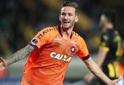 Beşiktaş'tan son gün stoper atağı