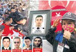 Yüreğimize gömdük!