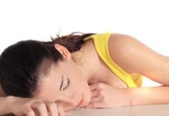 Uyku Hastalığı (Hipersomnia) Nedir? Uyku Hastalığının Belirtileri Nelerdir, Tedavisi Nasıl Yapılır?