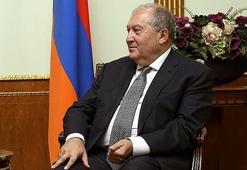 Son dakika... Ermenistan lideri Sarkisyan hastaneye kaldırıldı