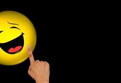 Komik Sözler 2026 - En Komik Mesajlar, Çok Güldüren Güzel Kısa Mesajlar (Resimli)