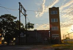 Dünyanın En Küçük Gökdeleni: Newby - McMahon