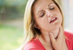 15 günden uzun süren ses kısıklığına dikkat!