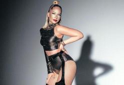 Listelere  zirveden girdi!