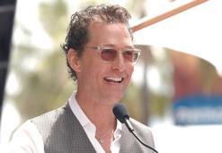 Matthew McConaughey, 'Teksas Valisi kim olsun?' anketinde açık ara birinci oldu