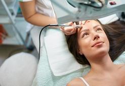 Cildinizi yanlış medikal estetik işlemlerden korumanın yolları