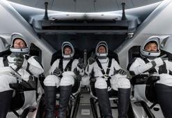 NASA ve SpaceX dönüşü ertelediklerini duyurdu!