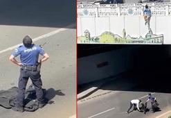 İntihar etmek isteyen genç kıza polislerden çelik yelekli önlem