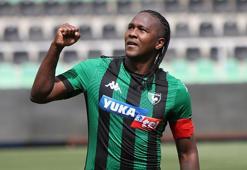 Manisa FK'da bombardıman başlıyor