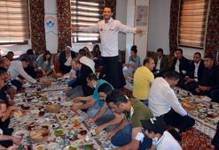 İstanbul'daki Vanlılar, 'Dünya Kahvaltı Günü'nde yer sofrasında buluştu