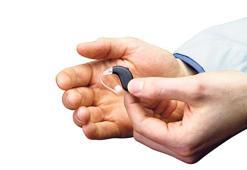 İşitme engelli artık 6 ay beklemeyecek