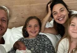 Oyuncu Gal Gadot üçüncü kez anne oldu